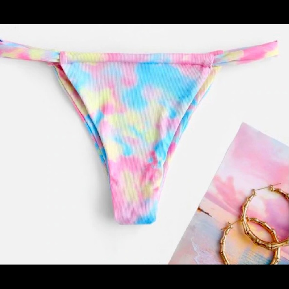 Zaful Ribbed Tie Dye Tanga Bikini Bottom